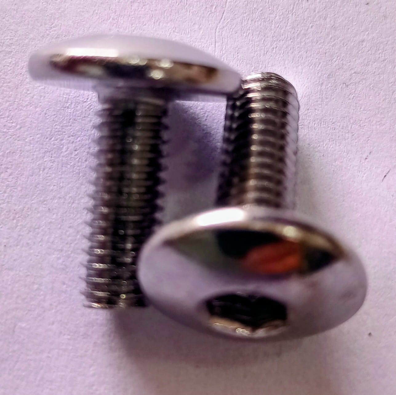 BULON ARANDELADO CABEZA ALEN DE 6mm x 1.6 cm