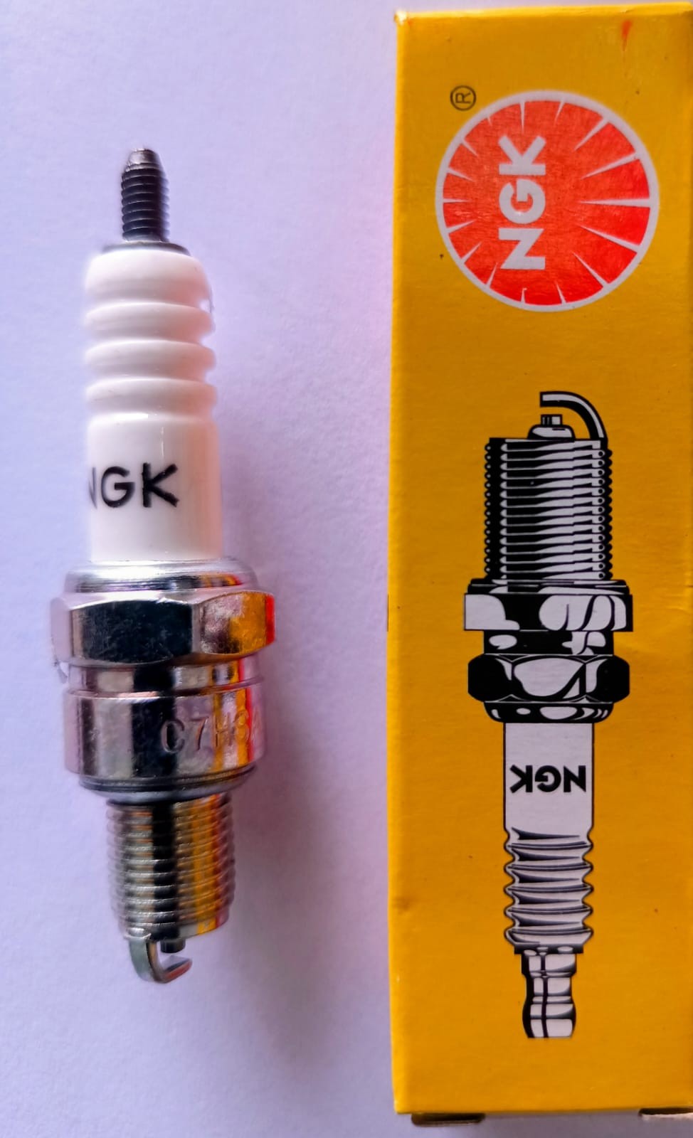 BUJIA NGK  C7HSA