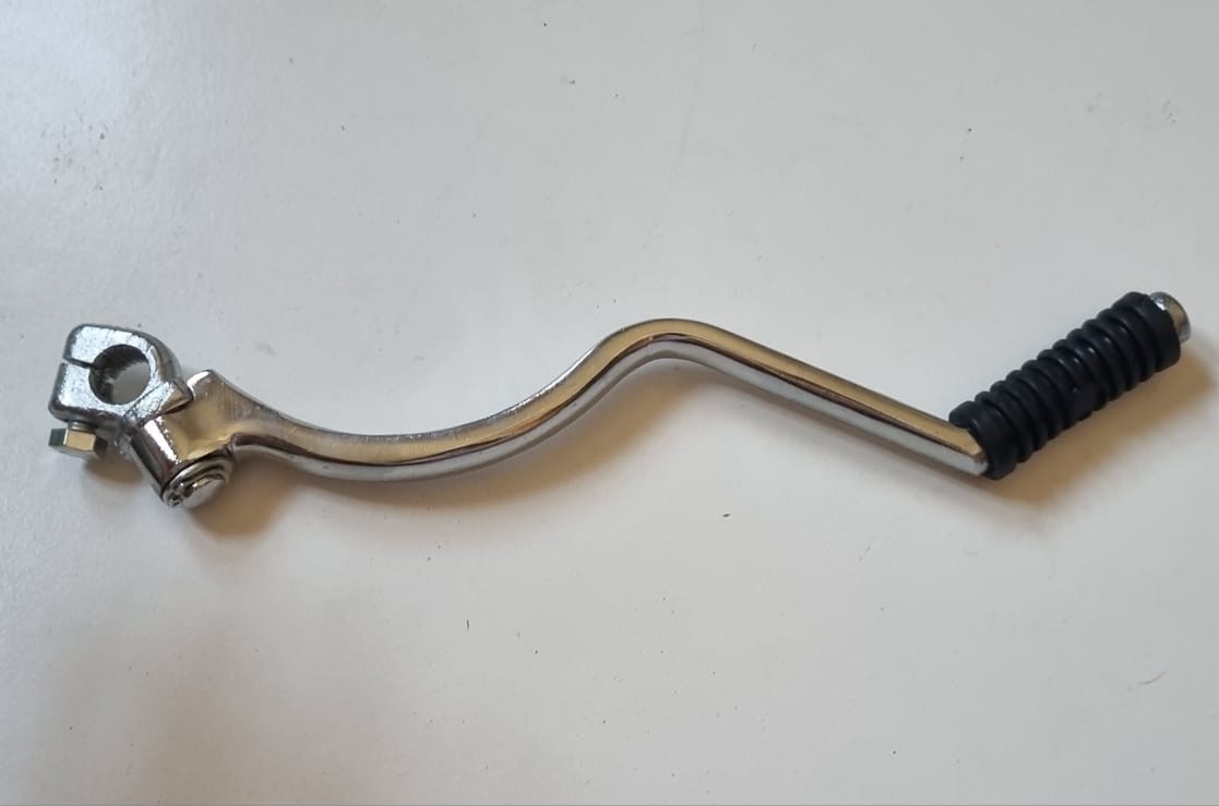 PATADA DE ARRANQUE CURVADA