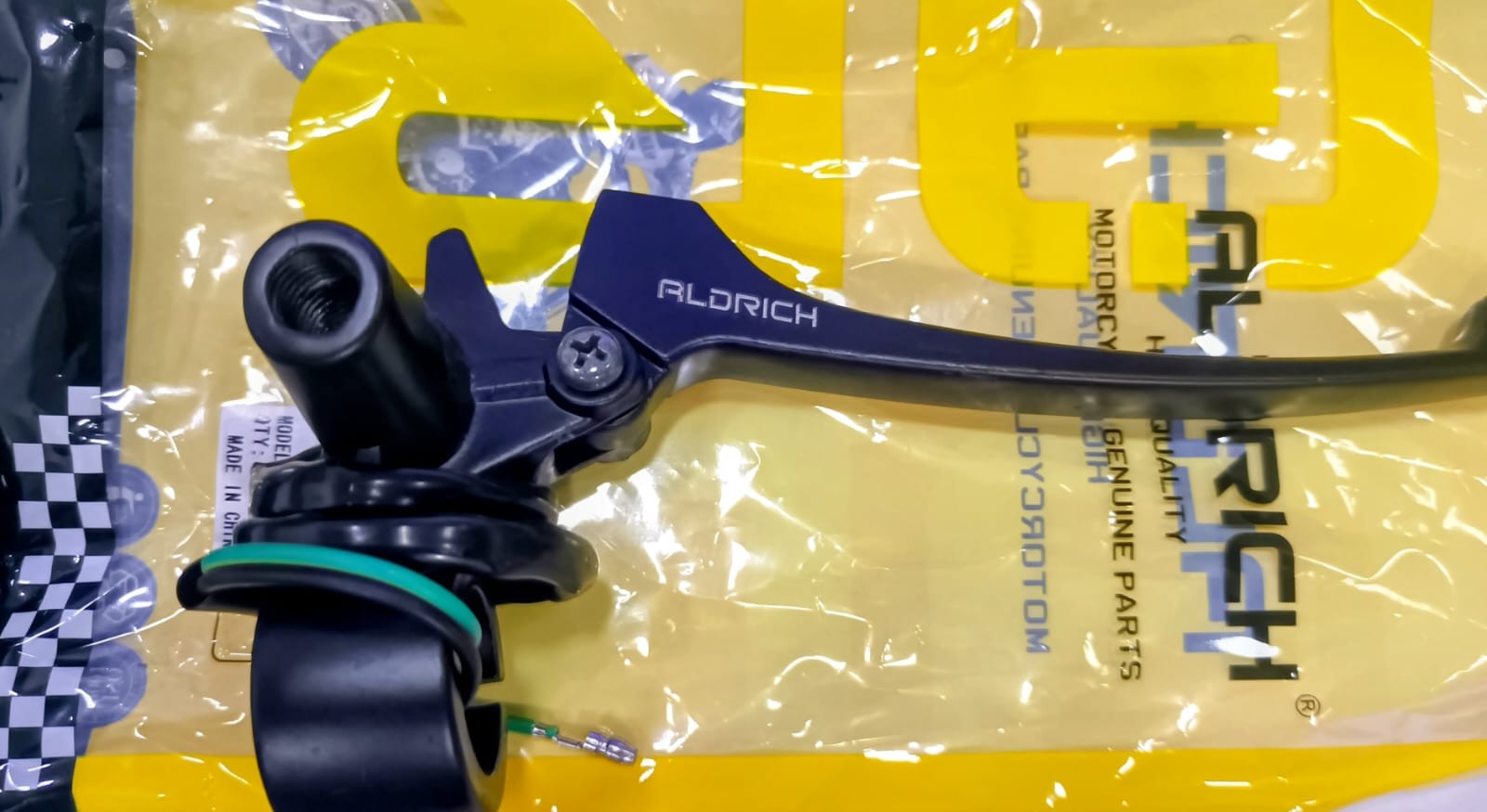 SOPORTE CON MANIJA COMPLETO FRENO DELANTERO 110 A TAMBOR